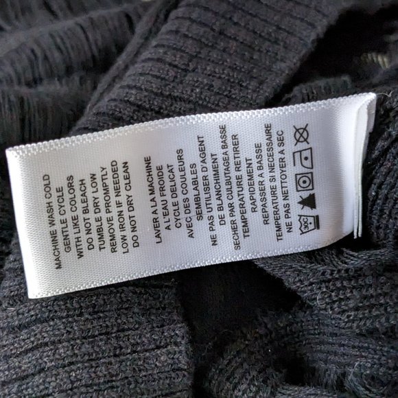 Black Lace Open Weave Crop Top - Picture 10 of 11